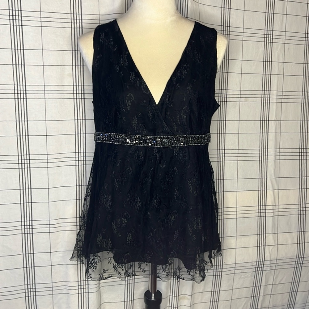 New York & Company Black Lace Sleeveless V-Neck Beaded Waist Top